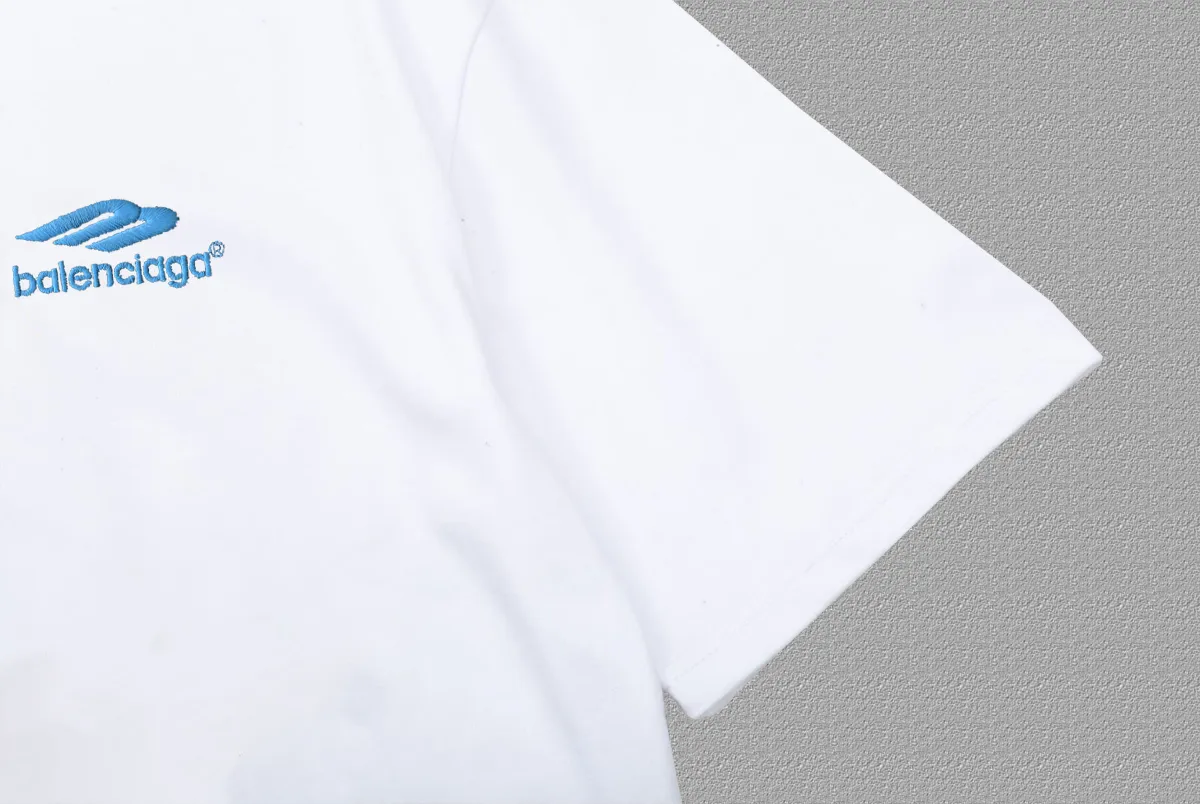 P85✨🔥 [BALENCIAGA] 2026FW short-sleeved T-shirt Classic style embroidered letters Premium 26s double yarn 300g fabric Heavy fabric Customized frame rib same vat and dye Complete three labels Men and women Same Style Color: Black White Size: S M L XL XXL